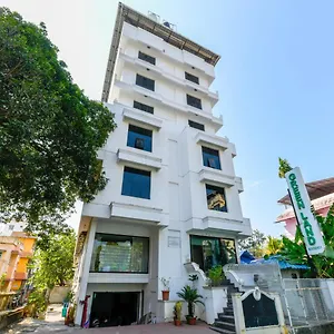 Hotel Oyo 11309 Land Residency ***